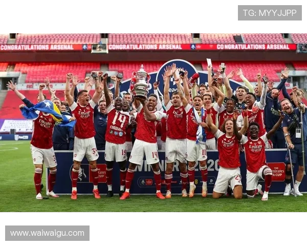 枪手主场失守英超让冠大戏再起